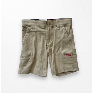 NWT Levi's Khaki Cargo Shorts, Size 4